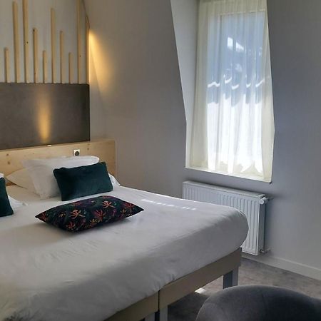 Le Castelet Hotell Le Mont-Dore Exteriör bild