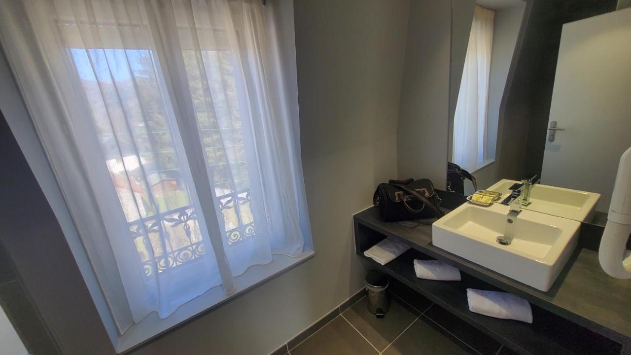 Le Castelet Hotell Le Mont-Dore Exteriör bild